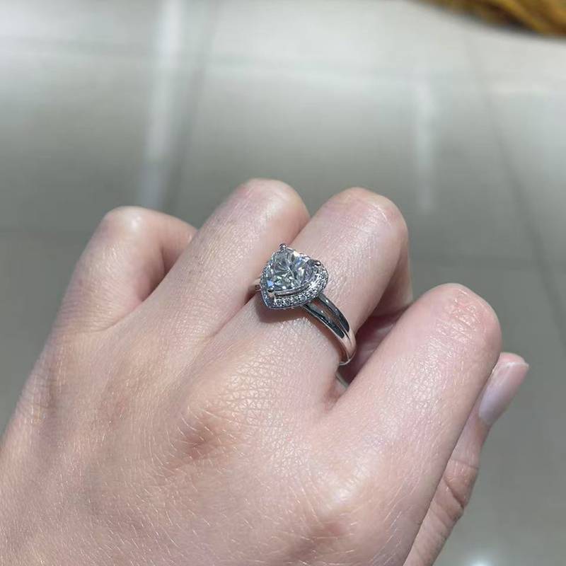 光臂心形钻Women's RingS925银镀白金定制选款主石Moissanite2.0ct/副石高碳钻